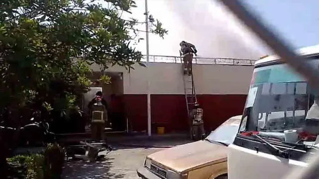 El fuego se registró en una habitación que era utilizada como almacén. Foto: Radio Tacna