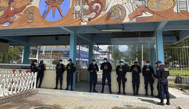 Policía y Ministerio Público supervisaron el examen de admisión de este domingo en la UNC. Foto: Ministerio Público Cajamarca.