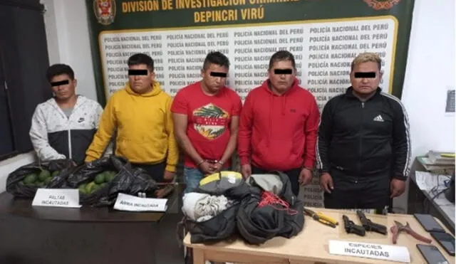 Cinco presuntos delincuentes cayeron en manos de policías de Virú. Foto: PNP