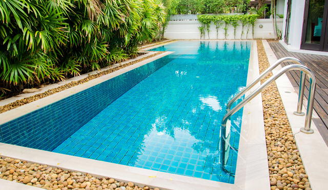 Si sueñas con una piscina, debes tener en cuenta el entorno en el que te encuentras para saber su siginficado. Foto: Captura