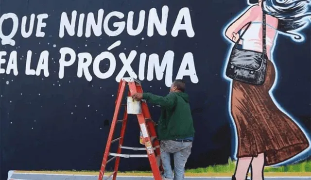 Rafael Aguirre y Osvando Carmona pintan mural de Debanhi Escobar, basado en su última foto antes de su desaparición. Foto: Rafael Aguirre y Osvando Carmona