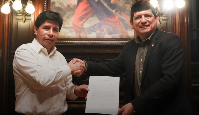 Agustín Lozano y Pedro Castillo se reunieron para organizar el Mundial sub-17 2023. Foto: Presidencia del Perú