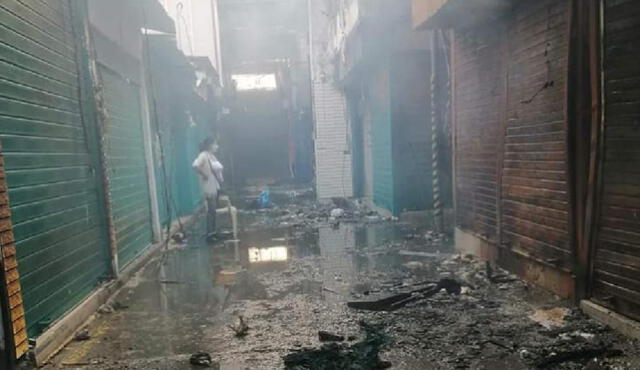 Comerciantes lo perdieron todo tras incendio. Foto: La voz de Piura