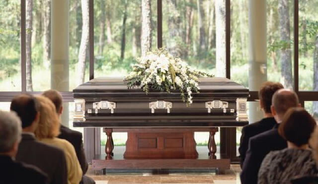 Una peruana reaccionó poco antes de ser enterrada. Al parecer habría pasado su funeral en coma. Foto ilustrativa: Wradio