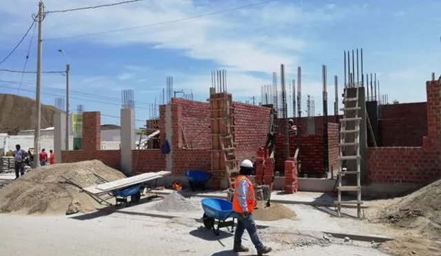 Construyen colegio en el distrito de Chulucanas. Foto: La República