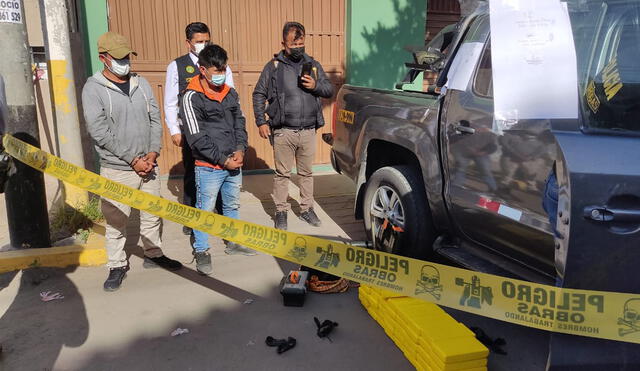 Jóvenes quedaron detenidos en el área Antidrogas de la Policía en Arequipa. Foto: PNP