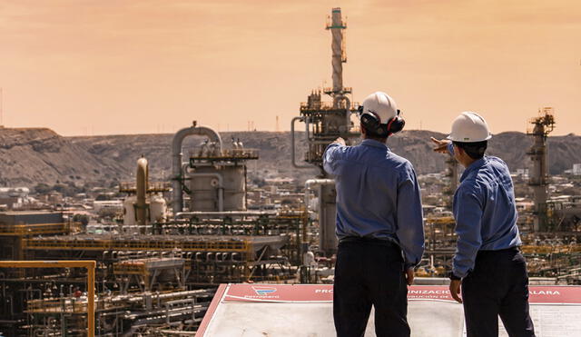 S&P Global Ratings bajó la calificación a Petroperú de ‘BB+’ a ‘BB’, luego de que la petrolera estatal no pudiera obtener las credenciales de su auditoria. Foto: Petroperú