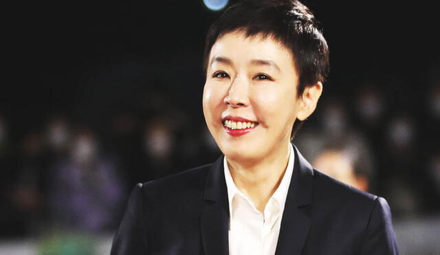 Kang Soo Yeon es reconocida por haber promocionado el cine coreano en festivales internacionales. Foto: vía YTN Kang Soo Yeon es reconocida por haber promocionado el cine coreano en festivales internacionales. Foto: vía YTN