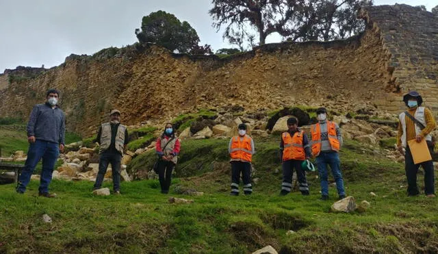 El equipo técnico está conformado por trabajadores del complejo arqueológico Kuélap y de la DDC. Foto: Mincul