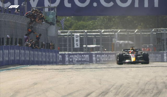 Así fue la llegada de Verstappen a la meta. Foto: F1.