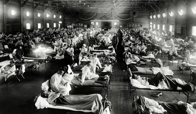 Un centro de salud de emergencia en Camp Funston, Kansas, Estados Unidos, durante la pandemia de 1918, también conocida como 'gripe española'. Foto: Museo Nacional de Salud y Medicina