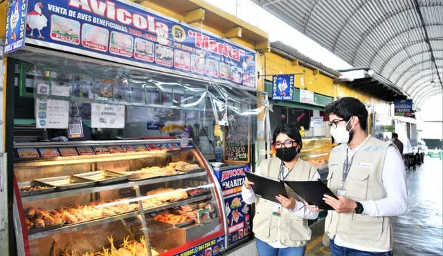 La exoneración del IGV al pollo y otros 4 alimentos estará vigente hasta el 31 de julio de este año. Foto: Indecopi