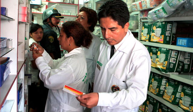 Los químicos farmacéuticos trabajan en campos como la farmacología y la toxicología. Foto: Andina