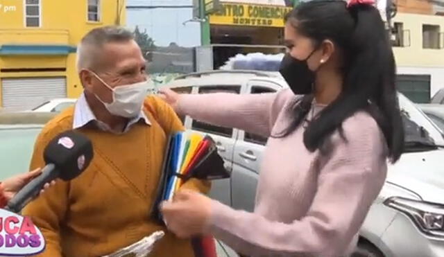 Melissa Paredes llevó alegría a más de una vendedor informal en las calles de Lima. Foto: captura de América TV