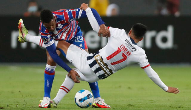 Alianza Lima cayó ante Fortaleza y es último del Grupo F con un punto. Foto: EFE