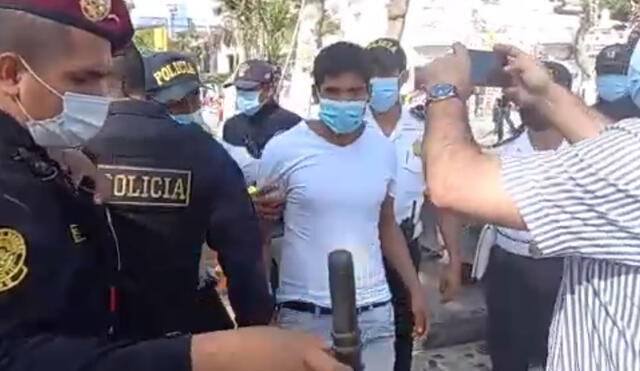 La rápida acción de la Policía de Turismo propició la detención del hombre. Foto: captura de video/Rosa Quincho-URPI LR