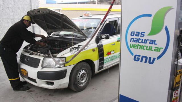 Conoce las diferencias entre gasolina y GNV. Foto: Minem.