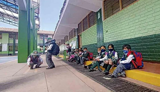 Cumplimiento. Colegio Diego Qusipe Tito en San Sebastián.