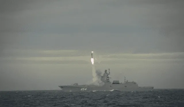 El misil fue disparado desde la fragata de misiles guiados Almirante Gorshkov. Foto: Ministerio de Defensa de Rusia