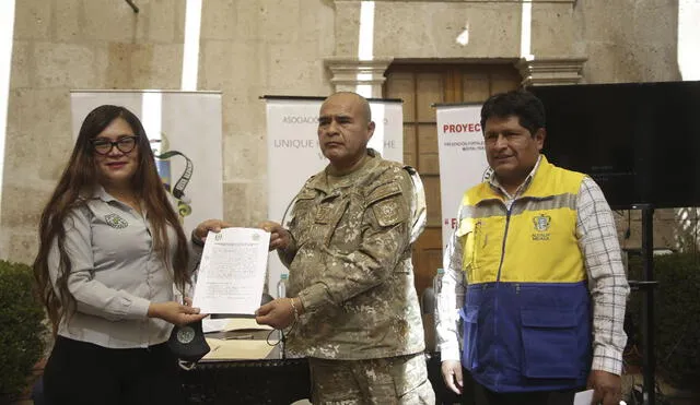 Los beneficiarios serán escolares de 10 colegios del distrito de Alto Selva Alegre y jóvenes militares. Foto: Rodrigo Talavera/La República