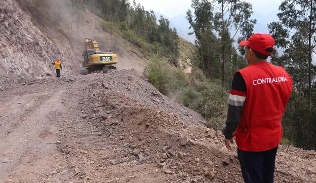 Contraloría hizo hallazgos en obra de camino en la sierra. Foto: CGR