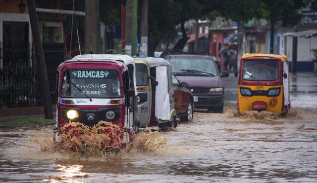 Las inundaciones han sido parte de las consecuencias del paso de "Agatha" por el sur de México. Foto. Andina