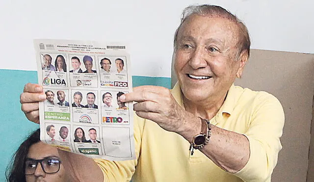 Adelante en las encuestas. El candidato Rodolfo Hernández logró superar al candidato oficialista y ahora encabeza las encuestas para la segunda vuelta. Foto: EFE