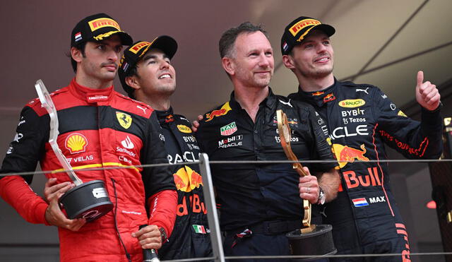 Sergio Pérez, Max Verstappen y Carlos Sainz ocuparon el podio en Mónaco. Foto: EFE.