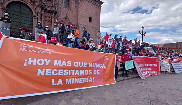 Es la tercera movilización para exigir que el Gobierno central dialogue con los comuneros de Las Bambas. Foto: URPI/Alexander Flores