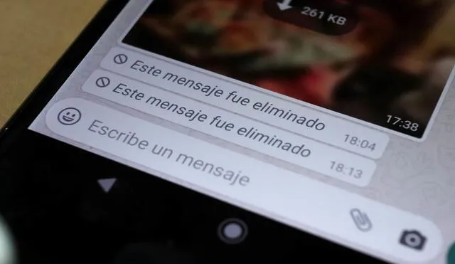 Estas apps para ver mensajes borrados de WhatsApp podrían robar tu información. Foto: Xataka