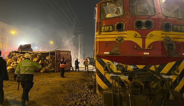 Debido a que la volcadura del camión provocó que se derrame todo el combustible de su interior. Foto: Raúl Egusquiza/ URPI-LR