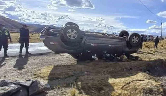 Al lugar llegaron efectivos de la Policía Nacional, bomberos y miembros del Serenazgo. Foto: cortesía diario Sin Fronteras