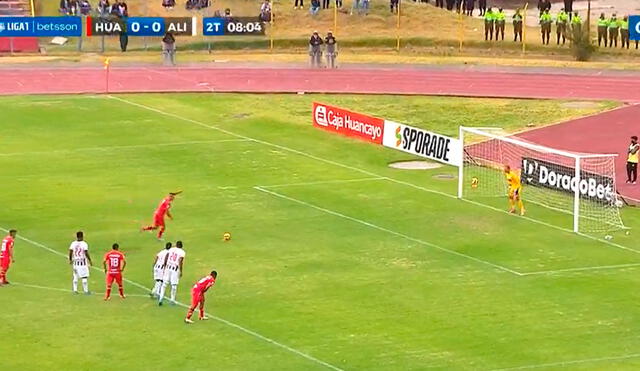 El Rojo Matador se puso arriba en el marcador en el inicio del primer tiempo. Foto: captura/GolPerú