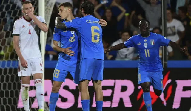 Italia se fue al descanso con el 2-0 a su favor. Foto: AFP