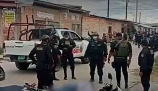 Durante la persecución uno de los delincuentes dio disparos al aire. Foto: captura América TV.