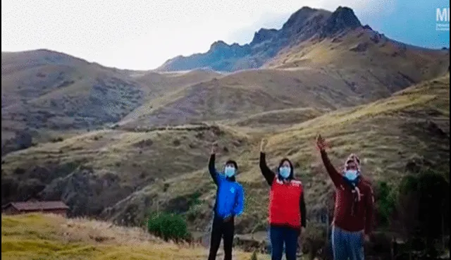 Peruanos alientan a la Blanquirroja de todas partes del país. Foto: captura de Midis