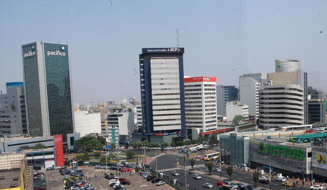 El 49% de empresarios se muestran pesimistas frente a las perspectivas económicas del Perú. Foto: Andina