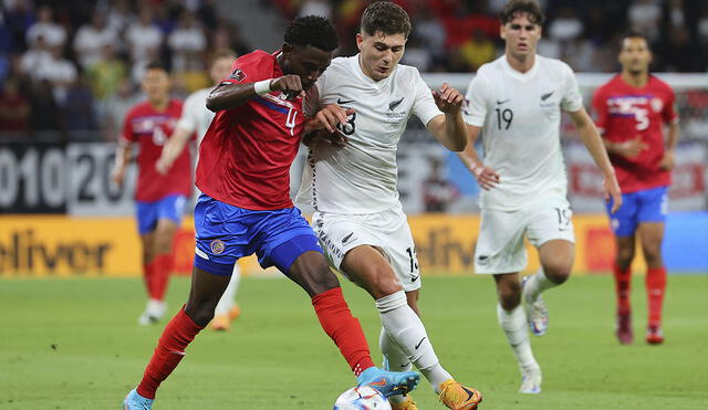 Costa Rica se fue al descanso con el marcador 1-0 a su favor. Foto: AFP