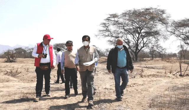 Los funcionarios del Miscul y de  la DDC Lambayeque verificaron los daños en el complejo arqueológico Apurlec. Foto: La República