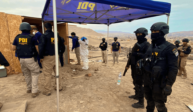 En la zona, la policía, además, incautó drogas y armas. Foto: Fiscalía Arica