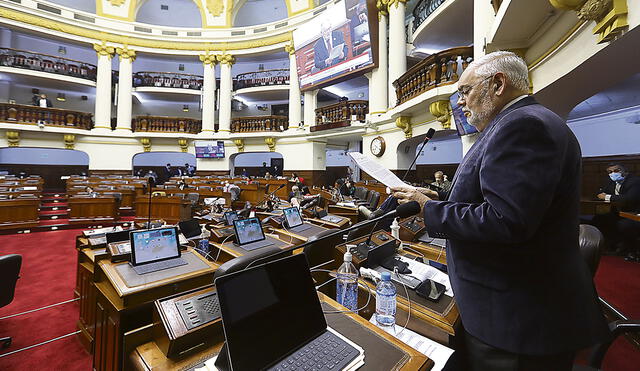 Rechazado. Cuestionables resultados de la comisión de Montoya no lograron respaldo. Foto: difusión