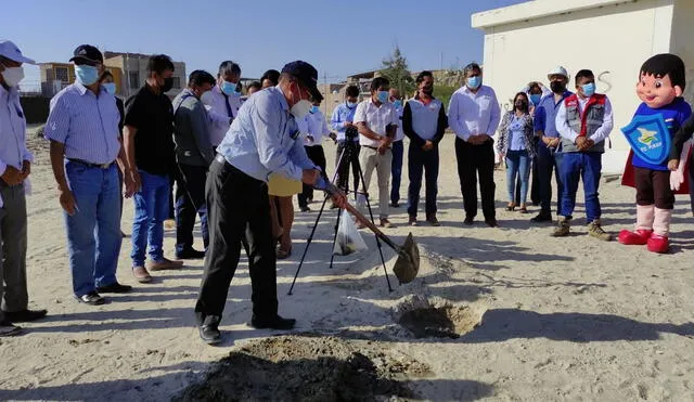 Comienzan reconstrucción de la Casa del Maestros de Sechura. Foto: La República.