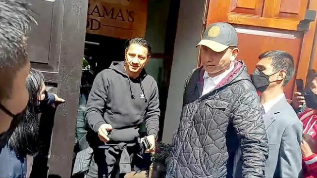 Gianluca Lapadula estuvo en Cusco durante 6 días y la tarde de este martes 21 de junio partió de la Ciudad Imperial. Foto: Captura La República