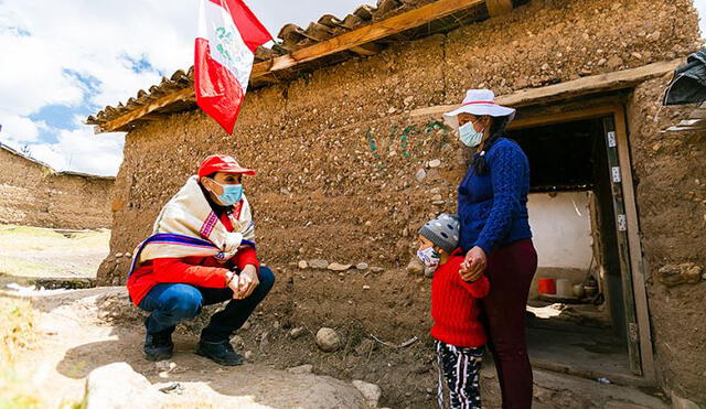 El Programa Nacional de Apoyo Directo a los Más Pobres - Juntos es el programa de transferencias monetarias condicionadas (PTMC) de Perú. Foto: El Peruano