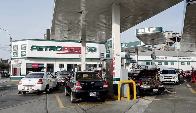 Aumento. Precio internacional de gasolinas subió un 75%. Foto: Antonio Melgarejo/LR
