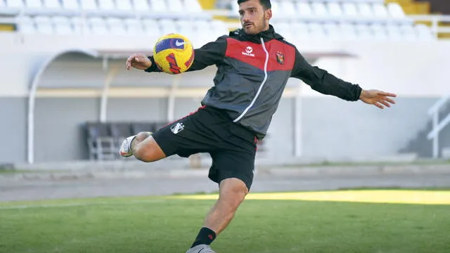 Referente. Cuesta no jugará el partido, pero si viajará. Foto: La República Archivo