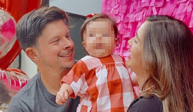 Mario Hart y Korina Rivadeneira tuvieron que internar de emergencia a su hija en una clínica. Foto: Instagram