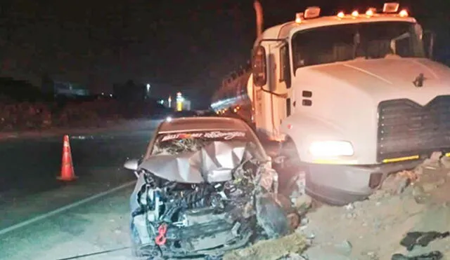 Tres miembros de una familia resultaron heridos en un triple choque, ocurrido en la carretera Panamericana Norte. Foto: Diario de Chimbote