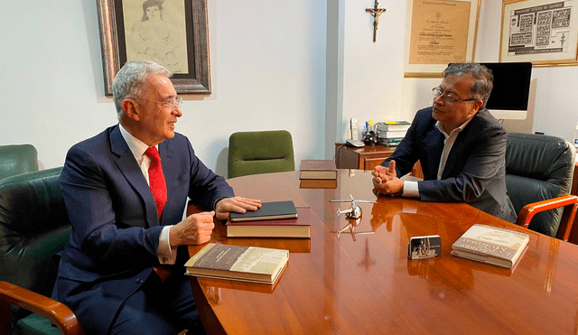 La reunión entre Petro y Uribe es considerado un encuentro histórico entre dos visiones opuestas de Colombia. Foto: Gustavo Petro/Twitter