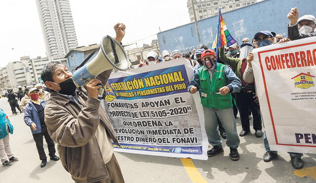 Justicia social. Cerca de 2 millones de fonavistas esperan la devolución de sus aportes. Foto: Antonio Melgarejo/La República